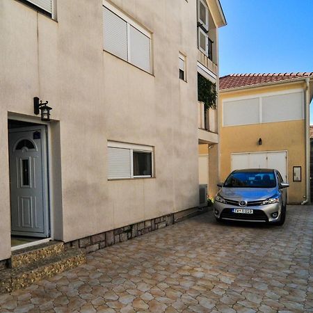 Apartmani Franovic Тиват Экстерьер фото