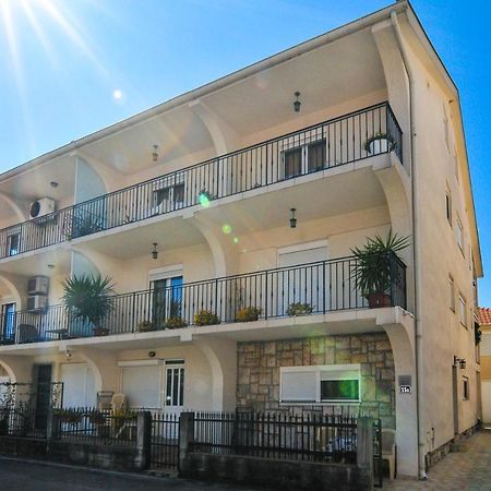 Apartmani Franovic Тиват Экстерьер фото
